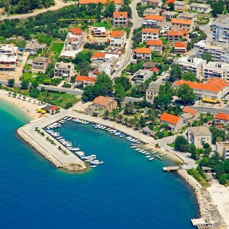 Apartman Aria Daire Dugi Rat Dış mekan fotoğraf