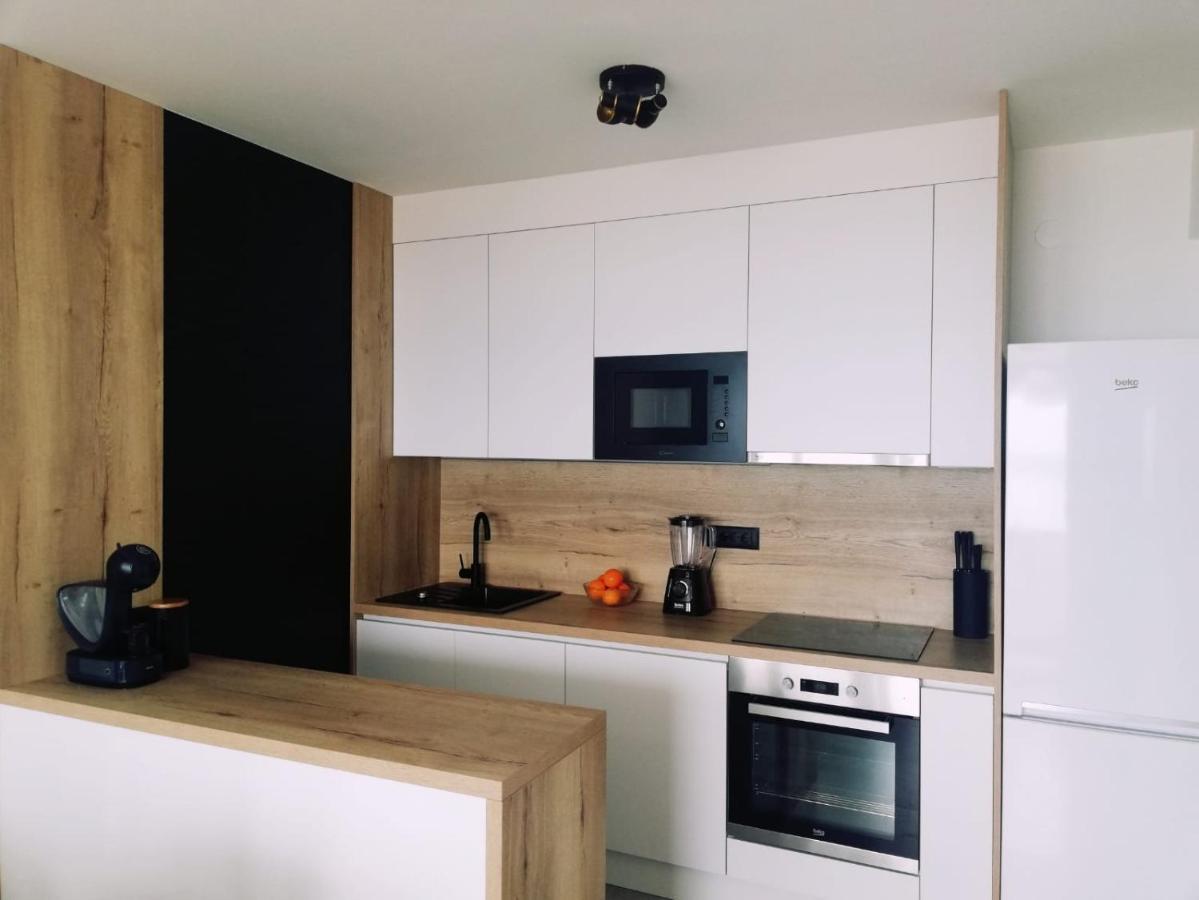 Apartman Aria Daire Dugi Rat Dış mekan fotoğraf