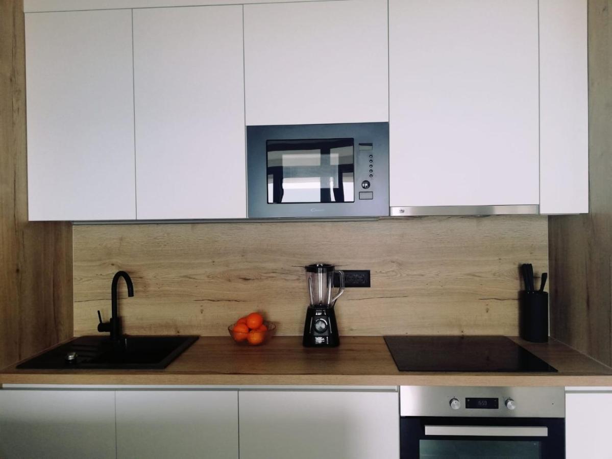 Apartman Aria Daire Dugi Rat Dış mekan fotoğraf